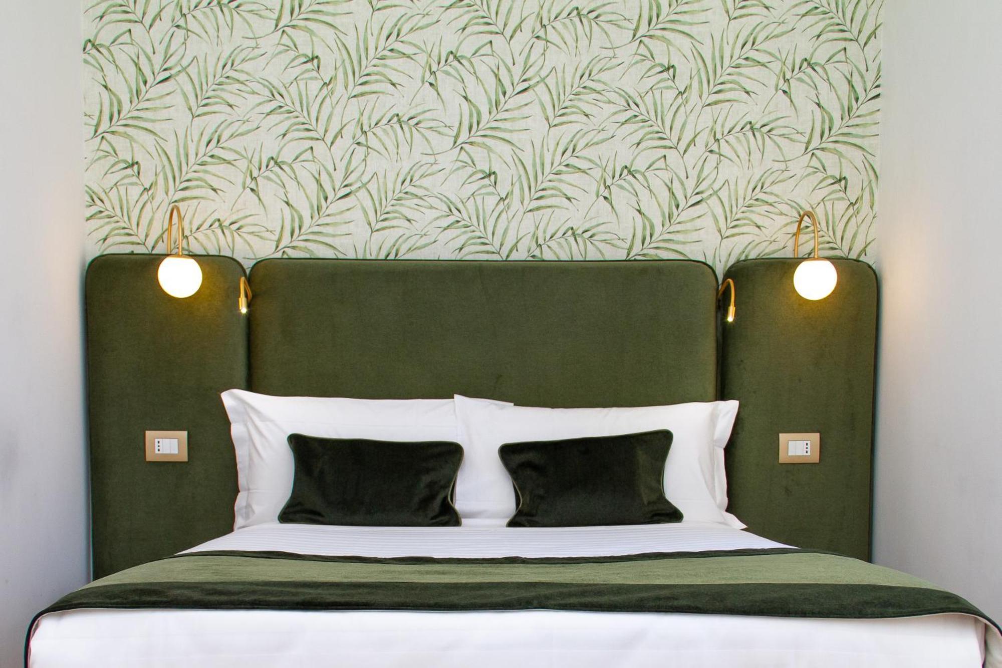Home At Rome St. Peter Rooms&Apartment ภายนอก รูปภาพ