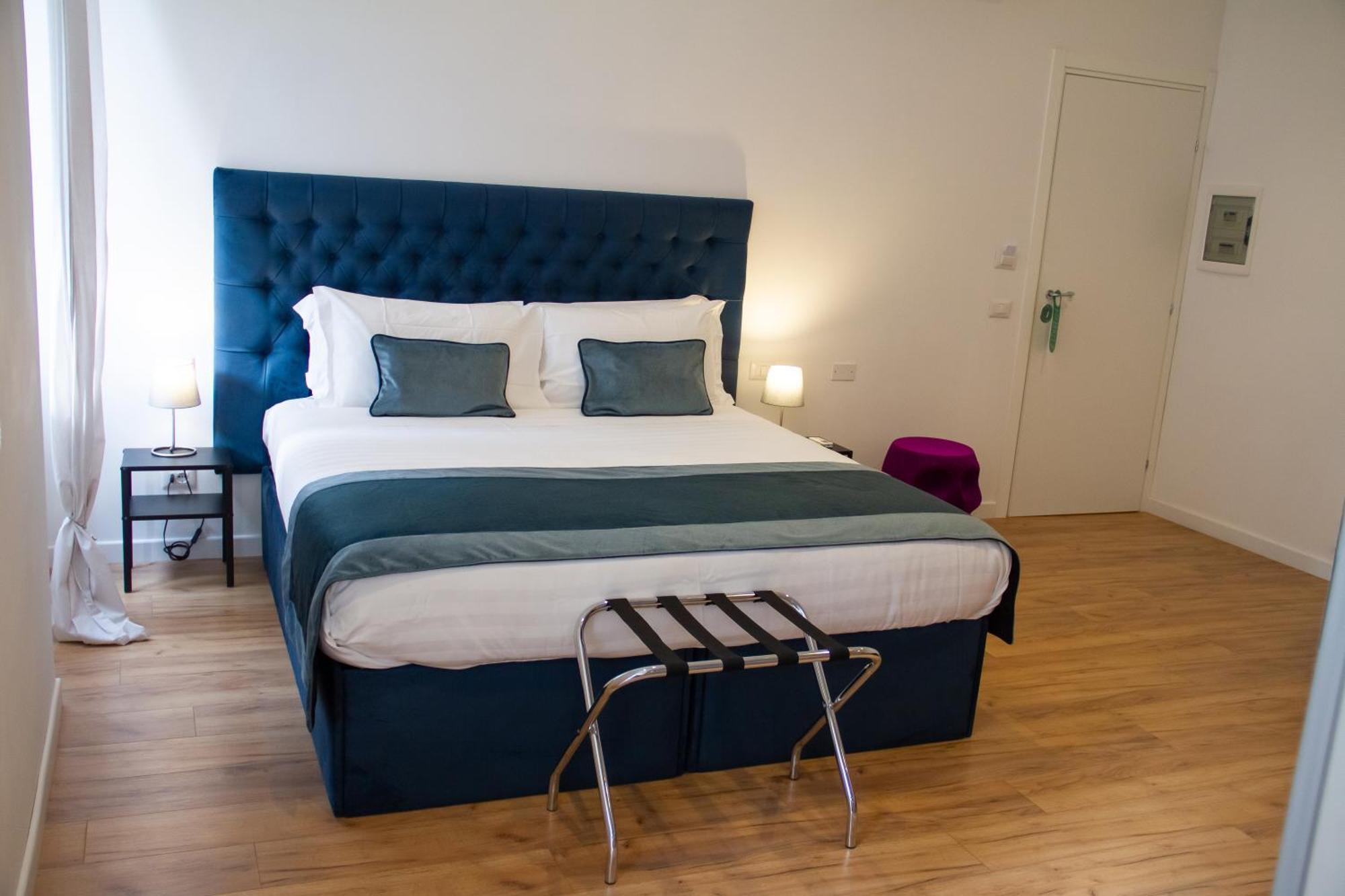 Home At Rome St. Peter Rooms&Apartment ภายนอก รูปภาพ