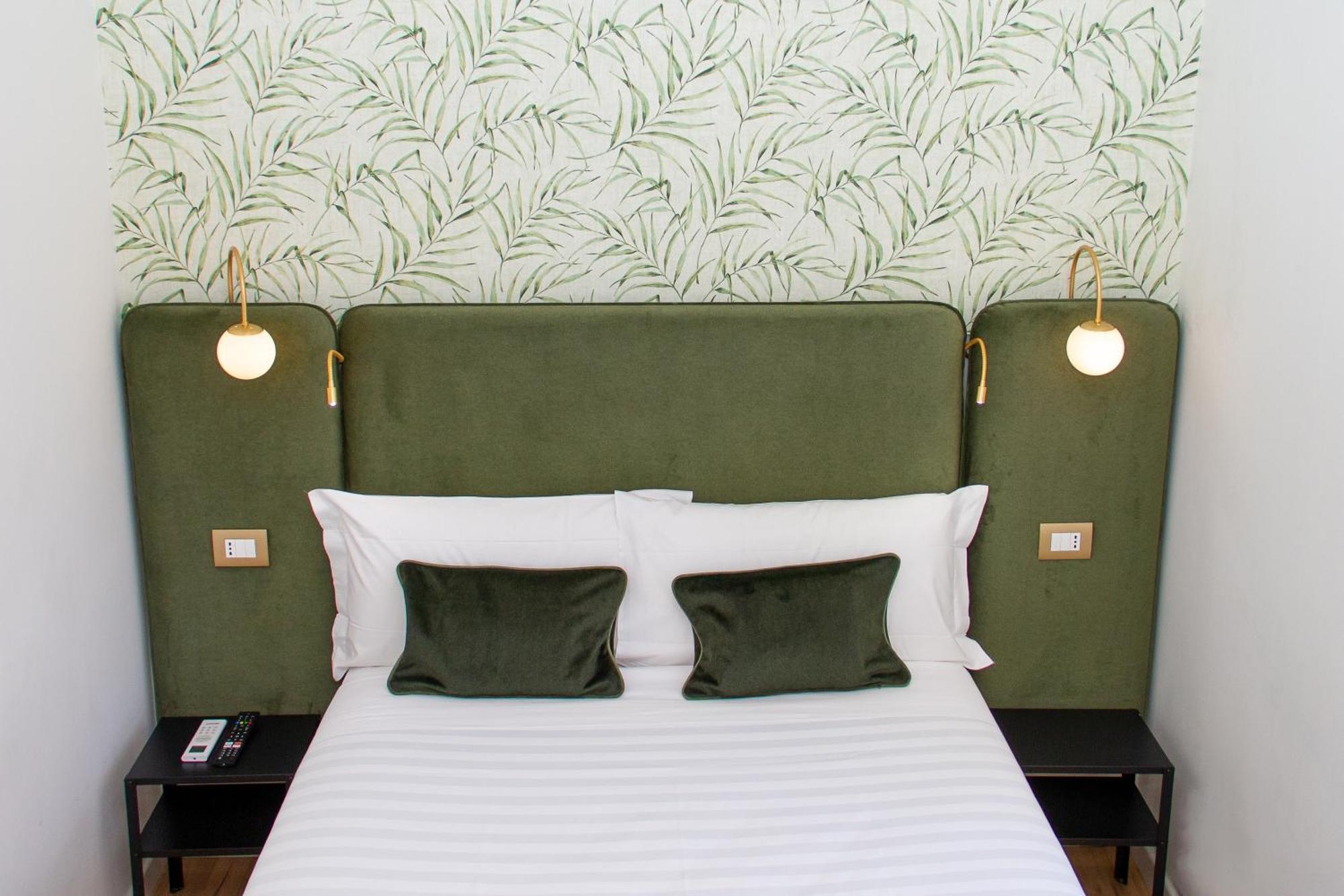 Home At Rome St. Peter Rooms&Apartment ภายนอก รูปภาพ