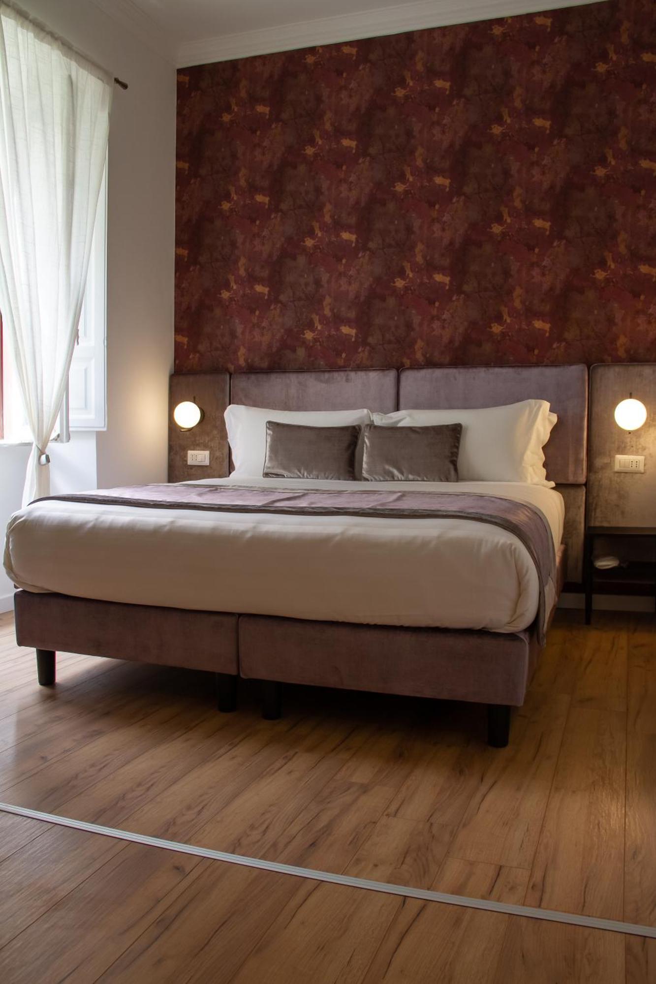 Home At Rome St. Peter Rooms&Apartment ภายนอก รูปภาพ