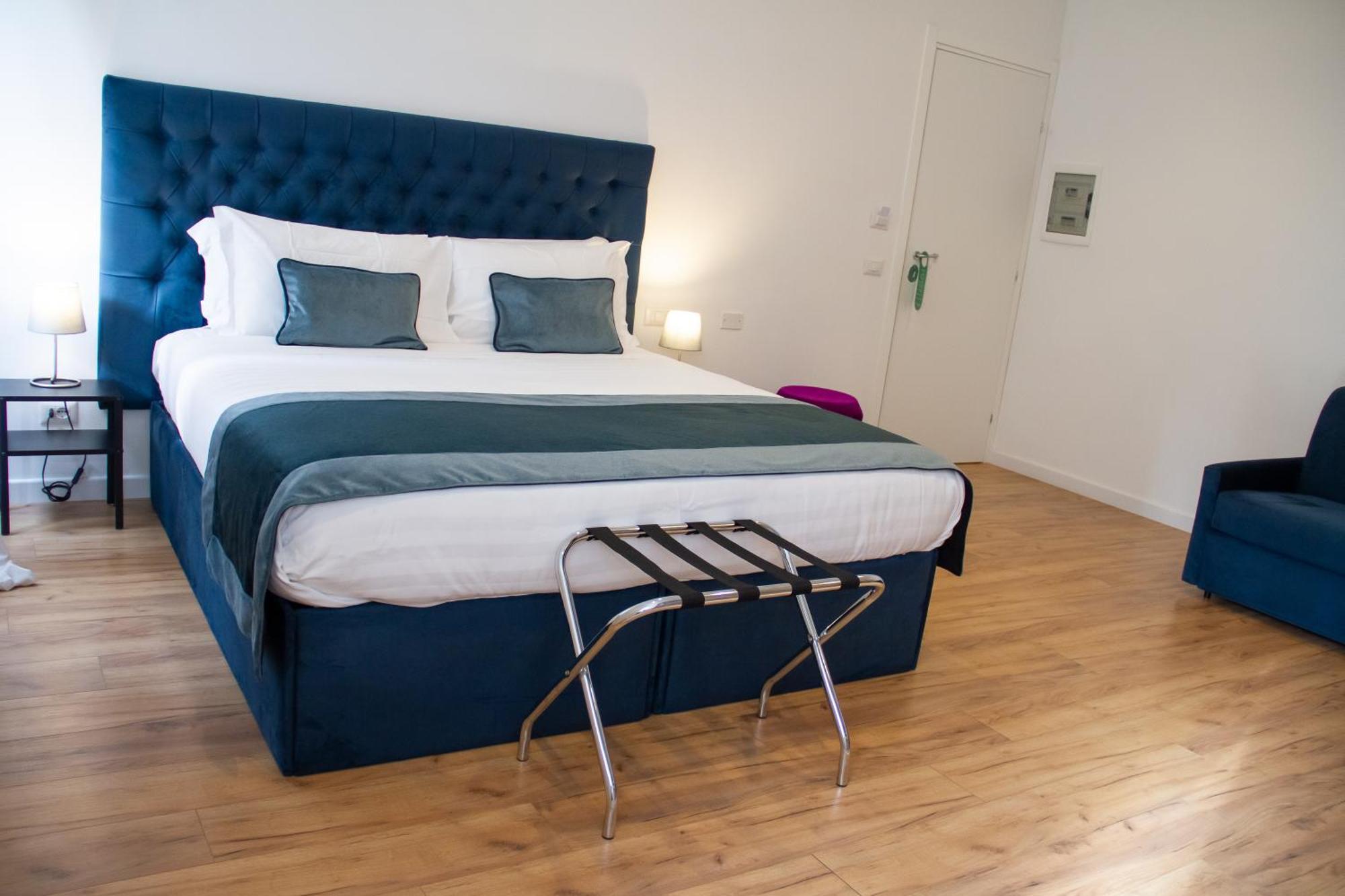 Home At Rome St. Peter Rooms&Apartment ภายนอก รูปภาพ