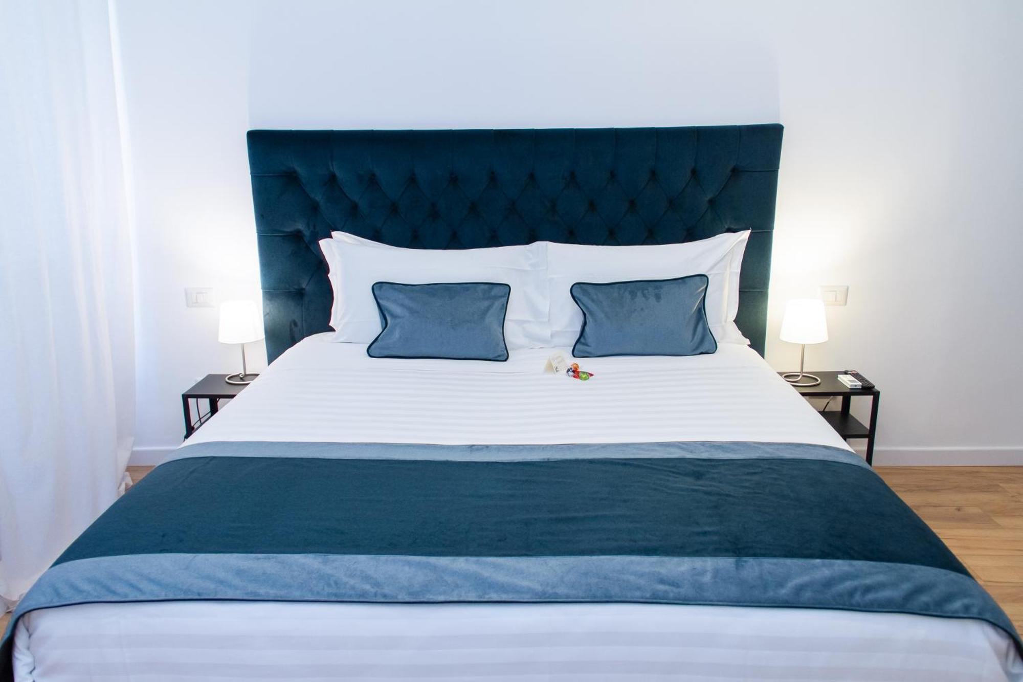 Home At Rome St. Peter Rooms&Apartment ภายนอก รูปภาพ