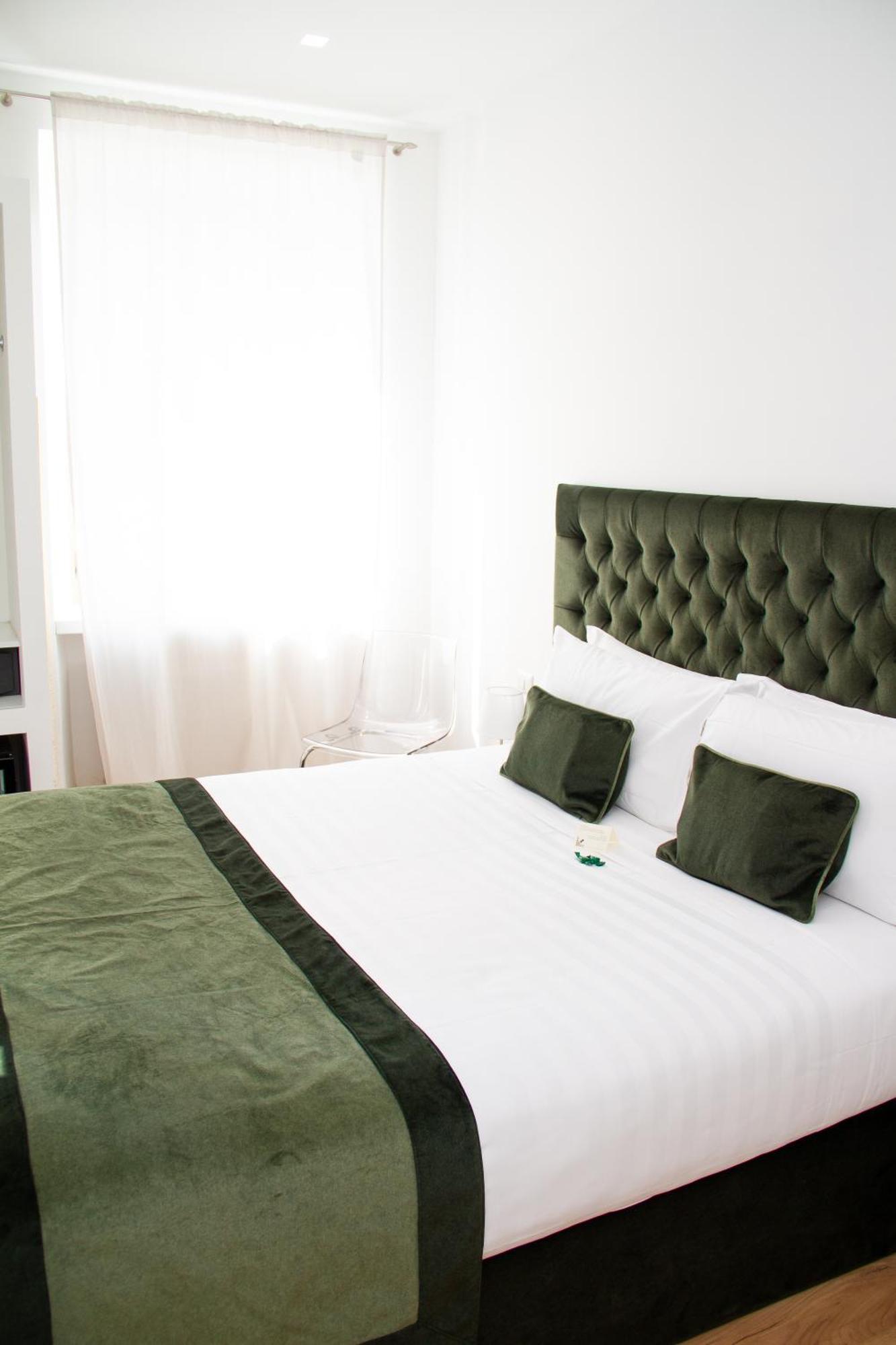 Home At Rome St. Peter Rooms&Apartment ภายนอก รูปภาพ